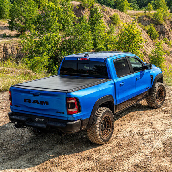 Retrax Bed Covers & Tonneau Covers Leonard USA